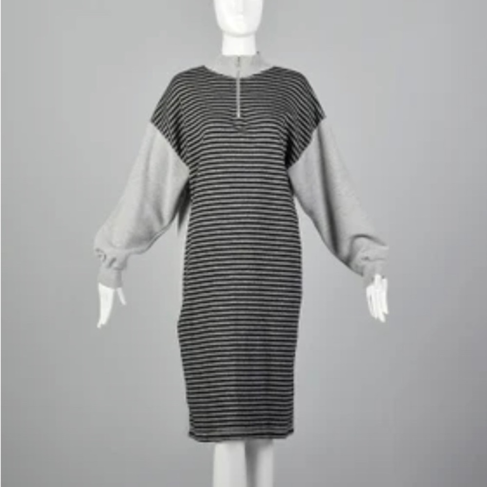 Vintage Reebok Medium 1990s Sweater Dress